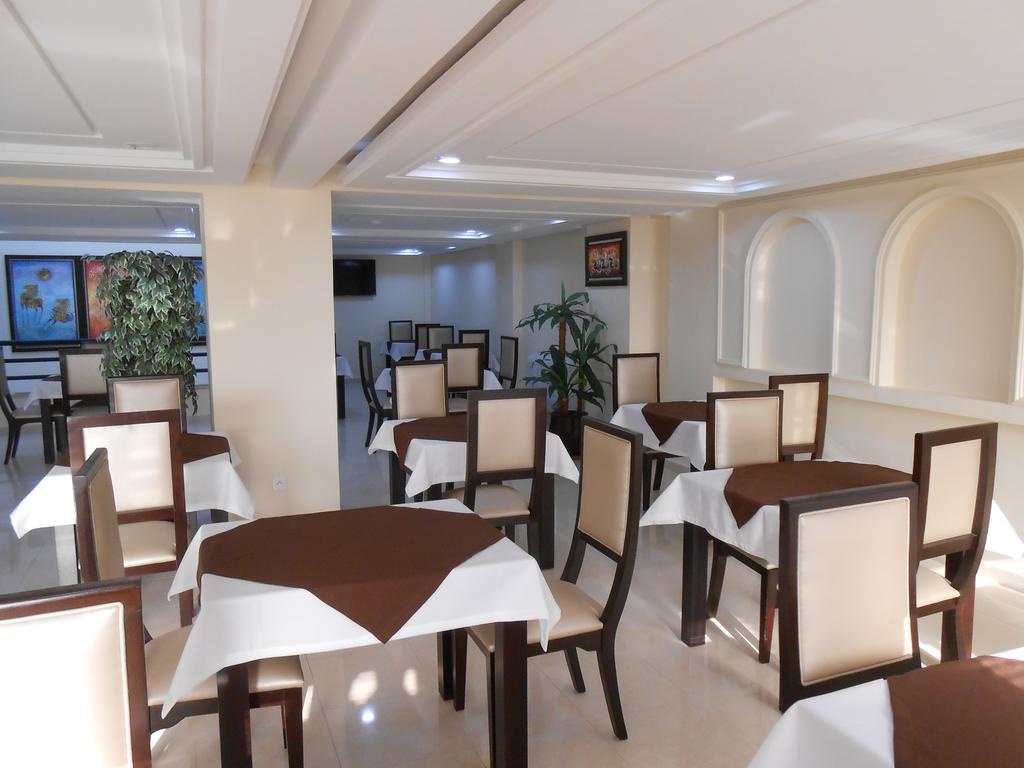 Al Akhawayn Hotel Уджда Екстериор снимка