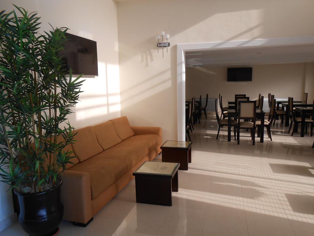 Al Akhawayn Hotel Уджда Екстериор снимка