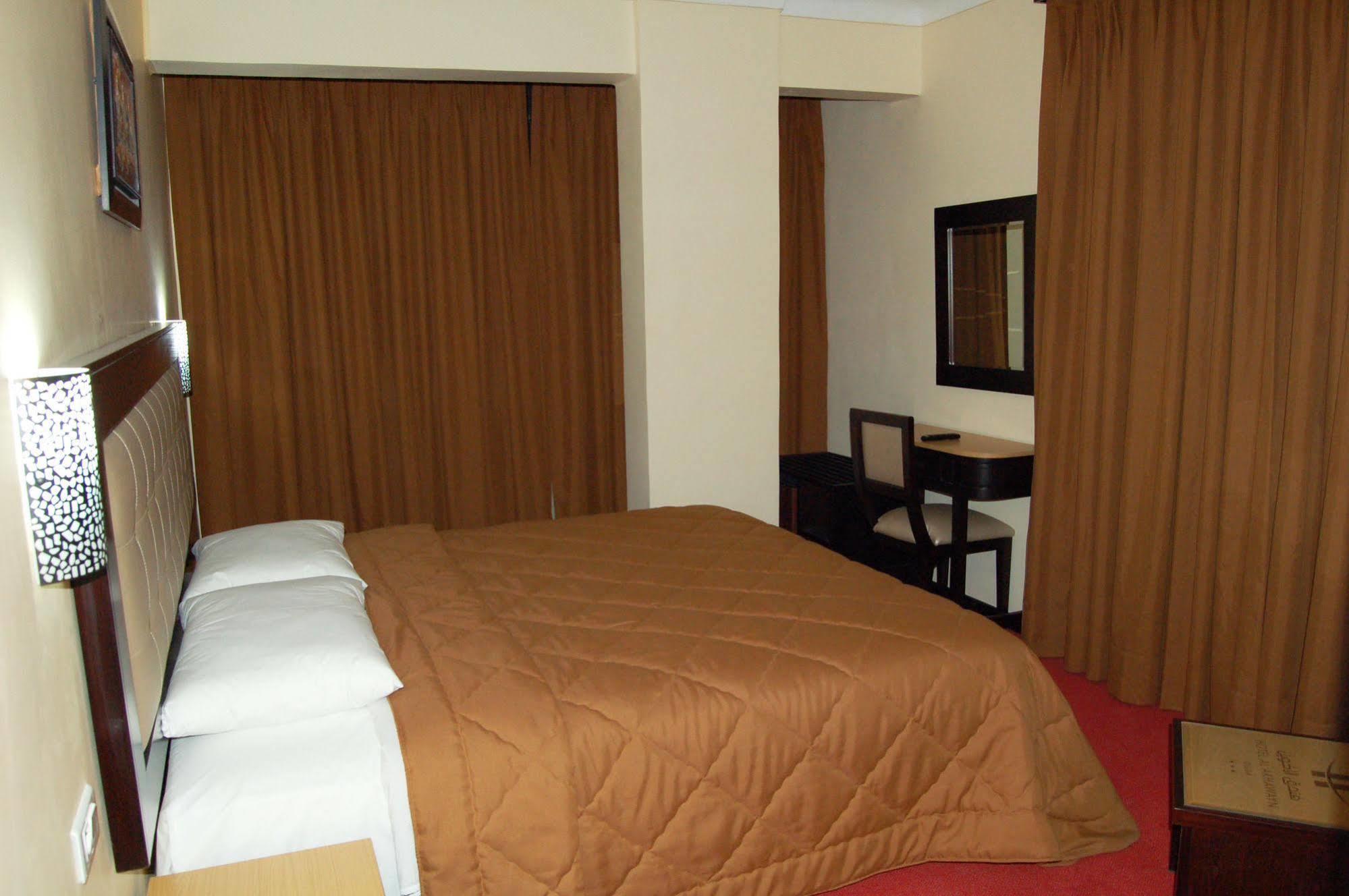 Al Akhawayn Hotel Уджда Екстериор снимка