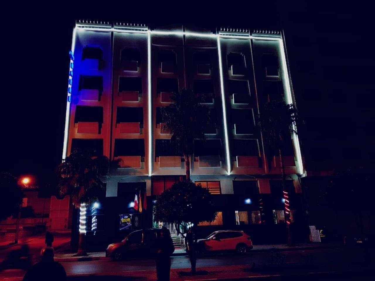 Al Akhawayn Hotel Уджда Екстериор снимка