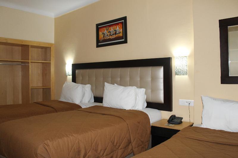 Al Akhawayn Hotel Уджда Екстериор снимка