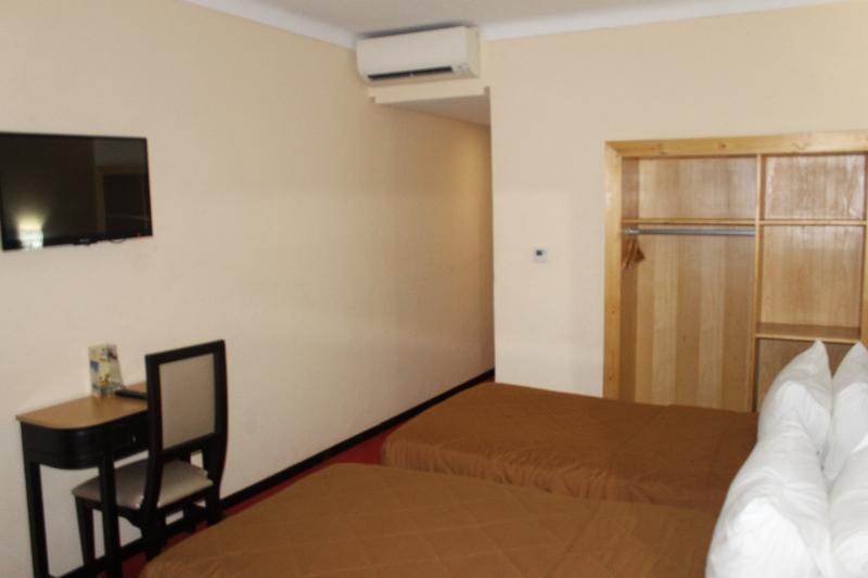 Al Akhawayn Hotel Уджда Екстериор снимка